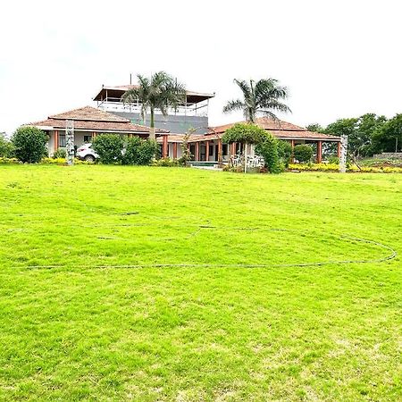 הוילה פונה The Sunset Lawns מראה חיצוני תמונה