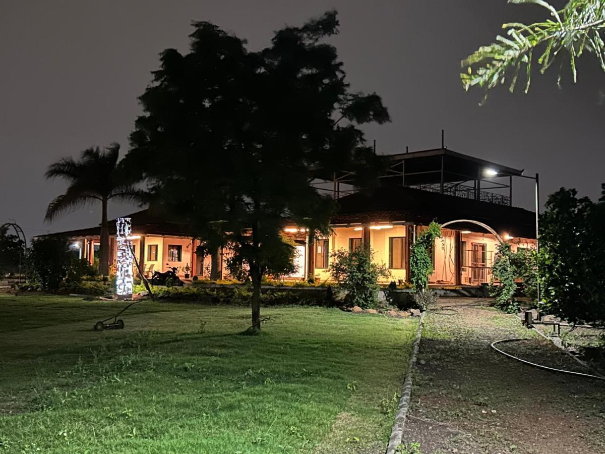 הוילה פונה The Sunset Lawns מראה חיצוני תמונה